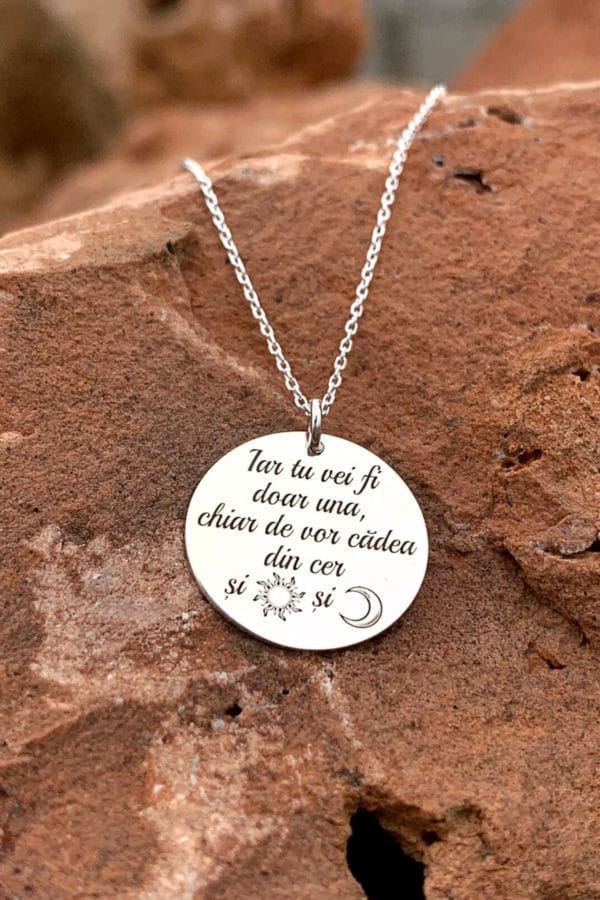 Lanț cu medalion bănuț cu versuri