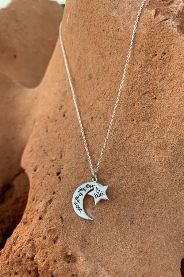 Lanț cu Semilună și Stea