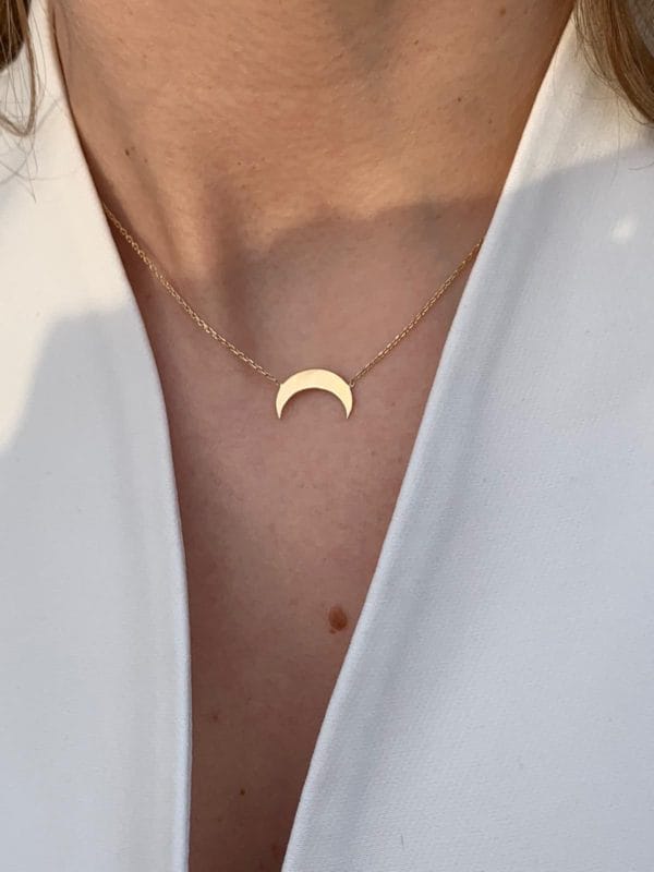 Lanț cu figurină semilună