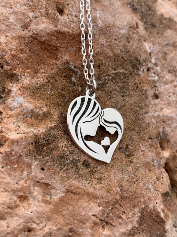 Lanț cu siluetă mamă fiică