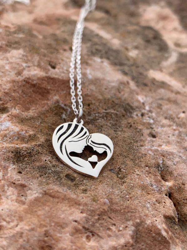 Lanț cu siluetă mamă fiică