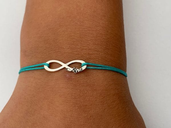 Infinit gravat Noi www.mariasladybugs.ro